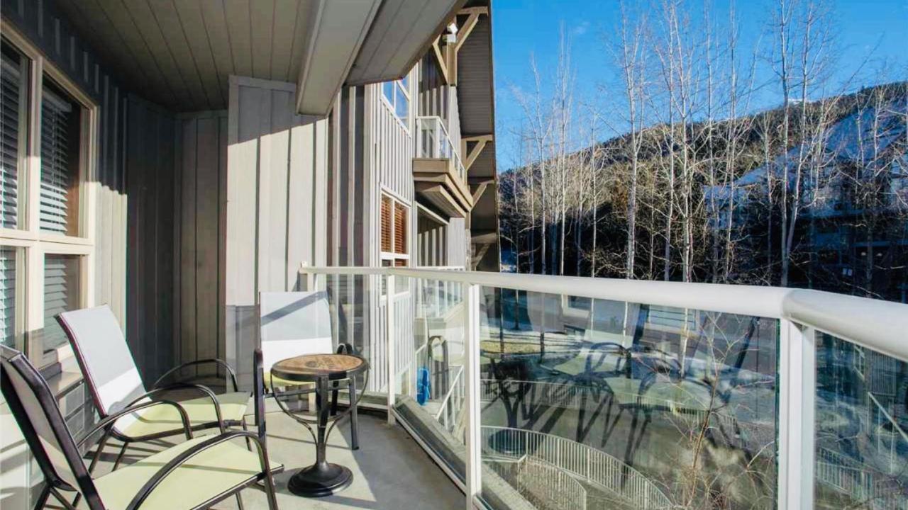 The Best Ski-In/Ski-Out At The Aspens Whistler Eksteriør bilde